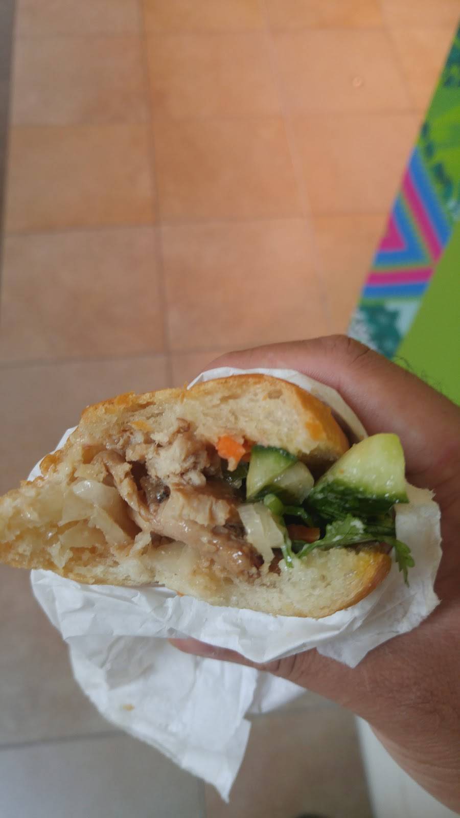 Banh Mi Givral Deli | restaurant | 210 King St E, Kitchener, ON N2G 2L2, Canada | 5197435558 OR +1 519-743-5558