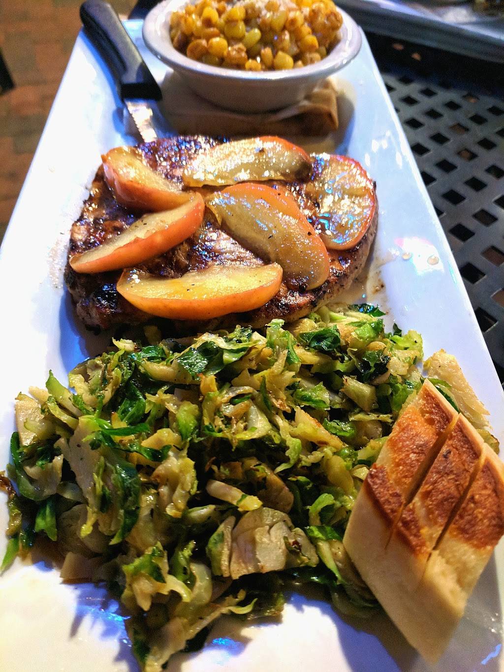 Crazy Horse | restaurant | 214 W Kirkwood Ave, Bloomington, IN 47404, USA | 8123368877 OR +1 812-336-8877