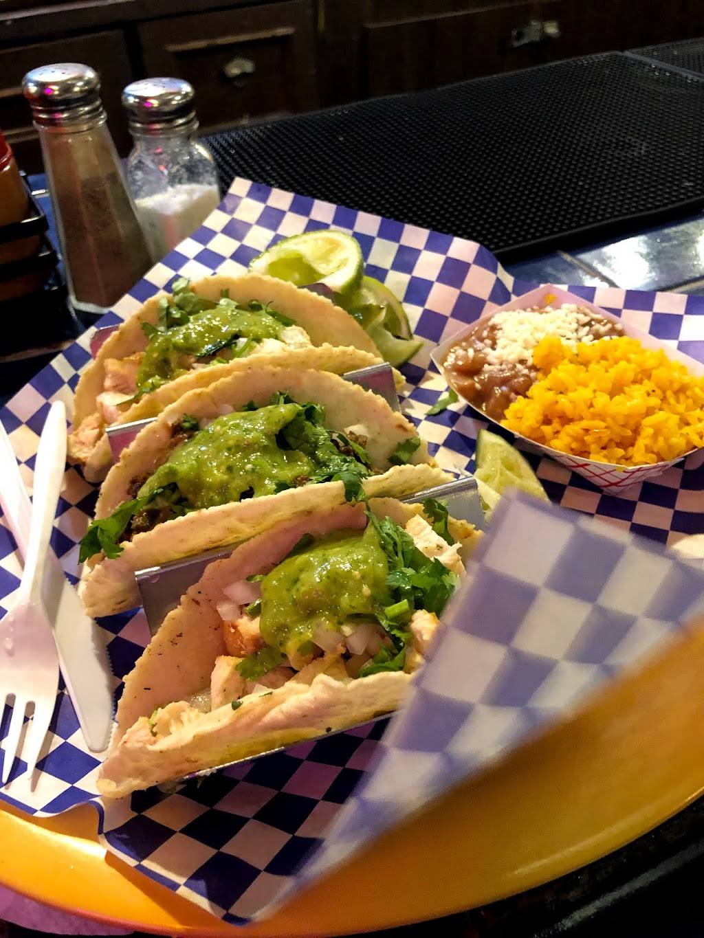 TaKitos Mexican Restaurant | restaurant | 1926 Hollywood Blvd, Hollywood, FL 33020, USA | 9549211946 OR +1 954-921-1946