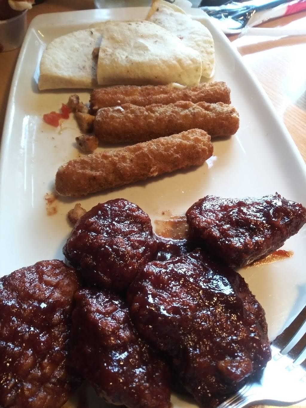 Applebees Grill + Bar | restaurant | 7515 Goodman Rd, Olive Branch, MS 38654, USA | 6628937555 OR +1 662-893-7555