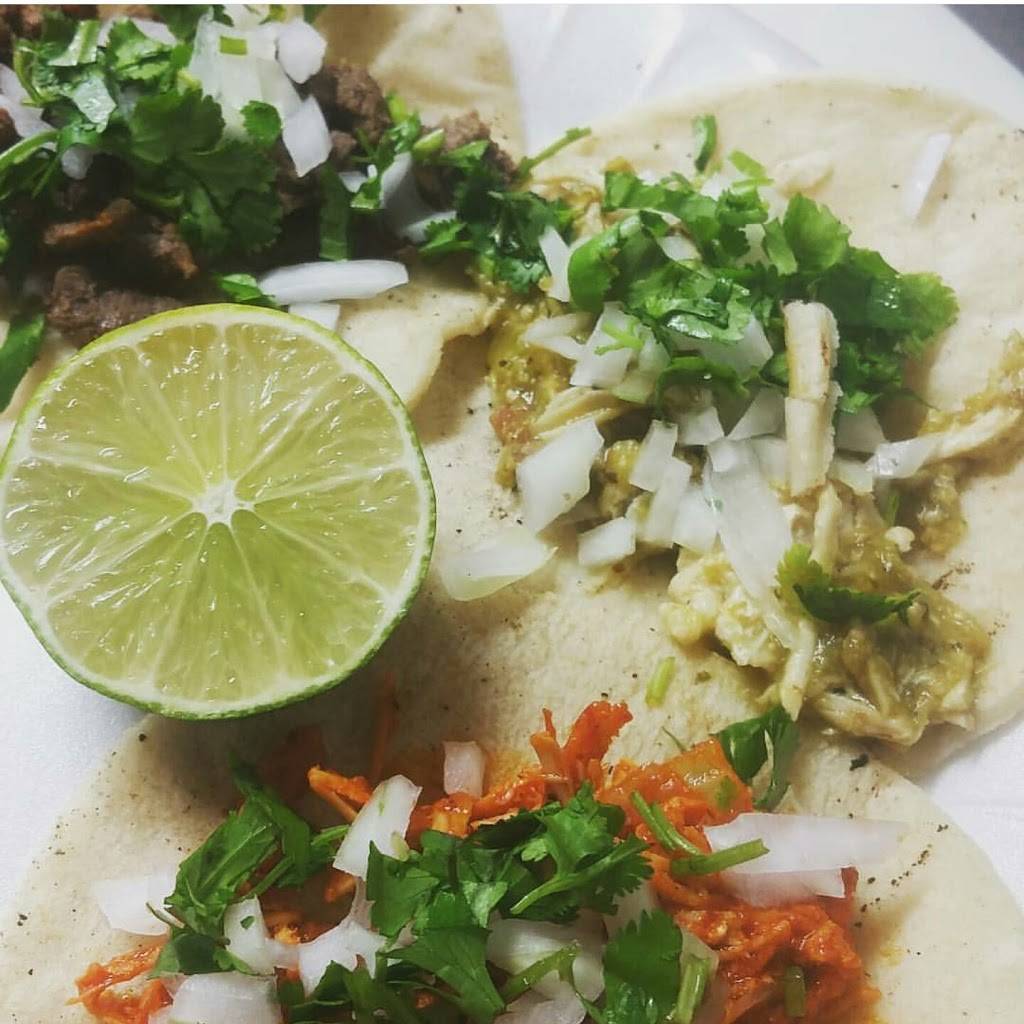 Tacos Toro Negro | restaurant | 7910 N 59th Ave, Glendale, AZ 85301, USA | 6239308070 OR +1 623-930-8070