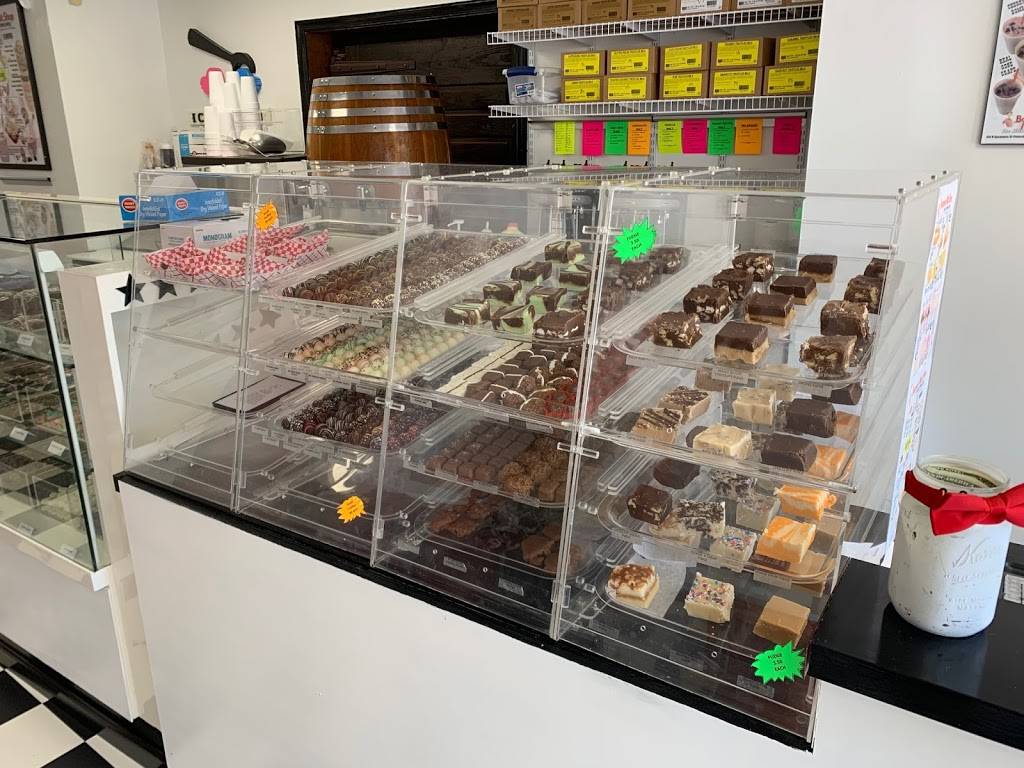 Boppers Malt Shop | meal takeaway | 414 N Sycamore St, Petersburg, VA 23803, USA | 8043245756 OR +1 804-324-5756