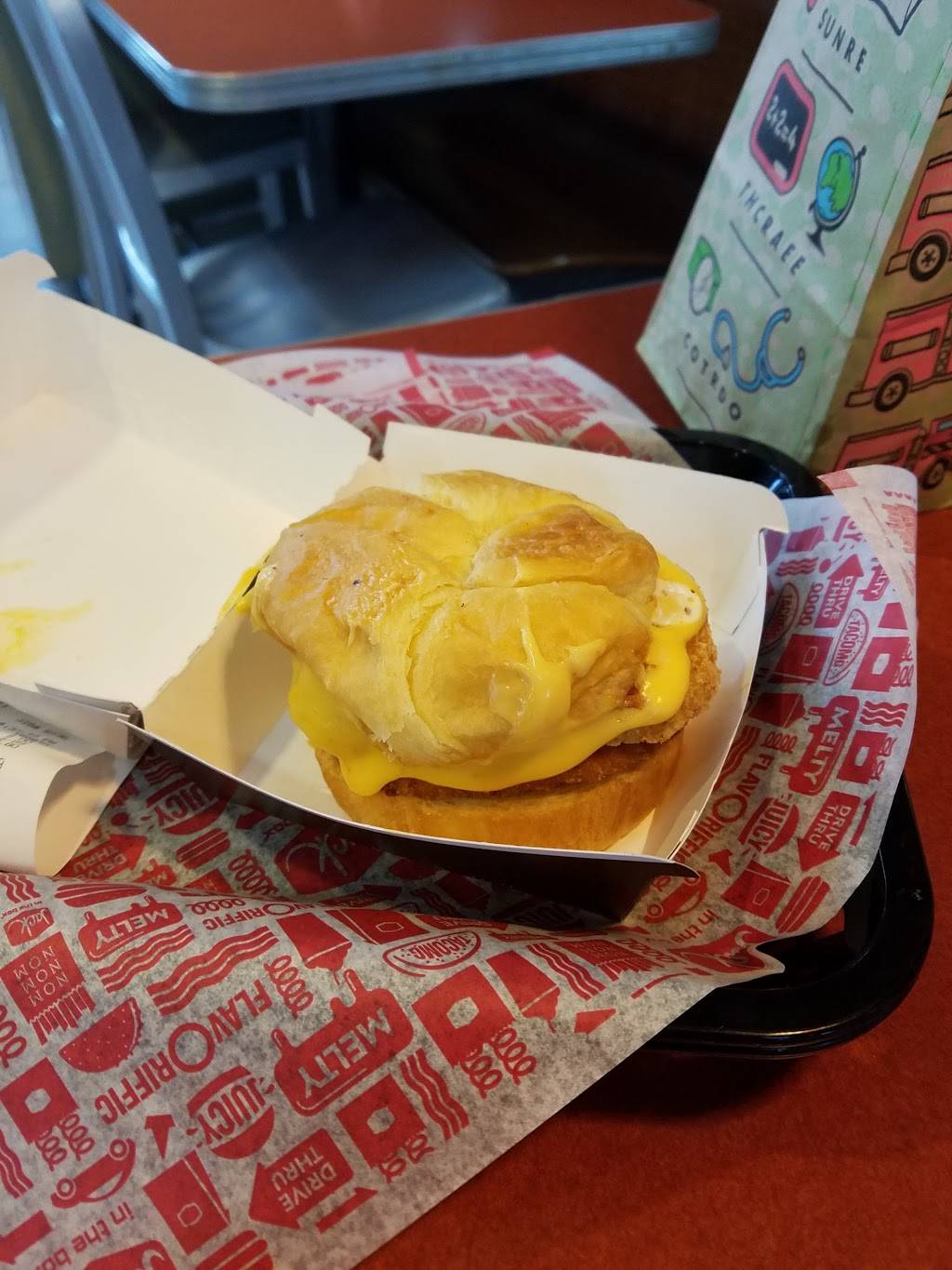 Jack in the Box | restaurant | 6015 E, Parkway Dr, Commerce City, CO 80022, USA | 3032878274 OR +1 303-287-8274