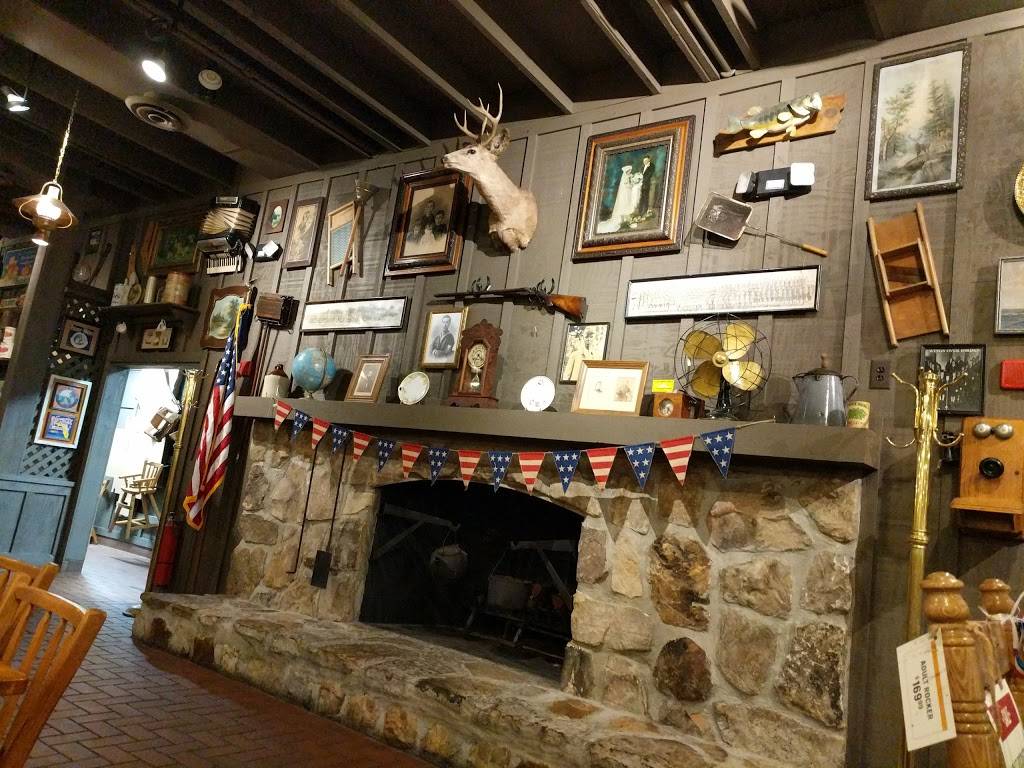 Cracker Barrel Old Country Store | restaurant | 13561 SW 17th Ct, Ocala, FL 34473, USA | 3523077222 OR +1 352-307-7222