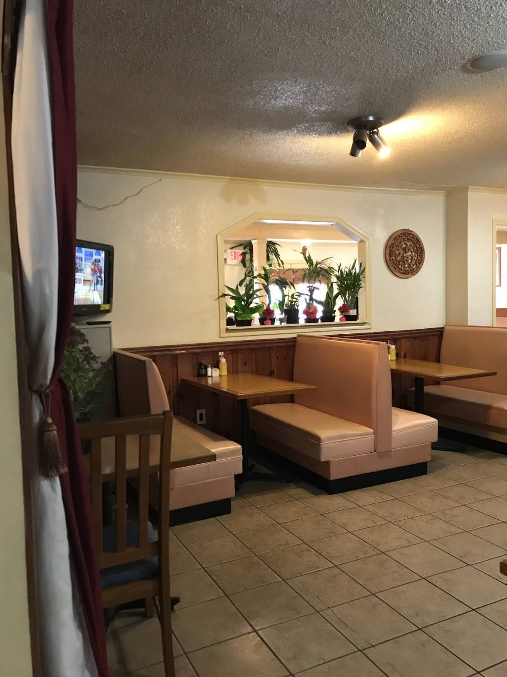 Onions Restaurant & Tea House | restaurant | 4211 Charlestown Rd, New Albany, IN 47150, USA | 8129810188 OR +1 812-981-0188