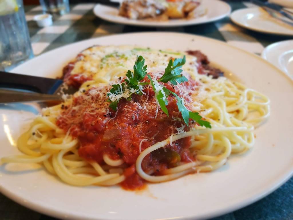 Barrel Restaurant | restaurant | 131 Queensway West, Simcoe, ON N3Y 2M8, Canada | 5194260068 OR +1 519-426-0068