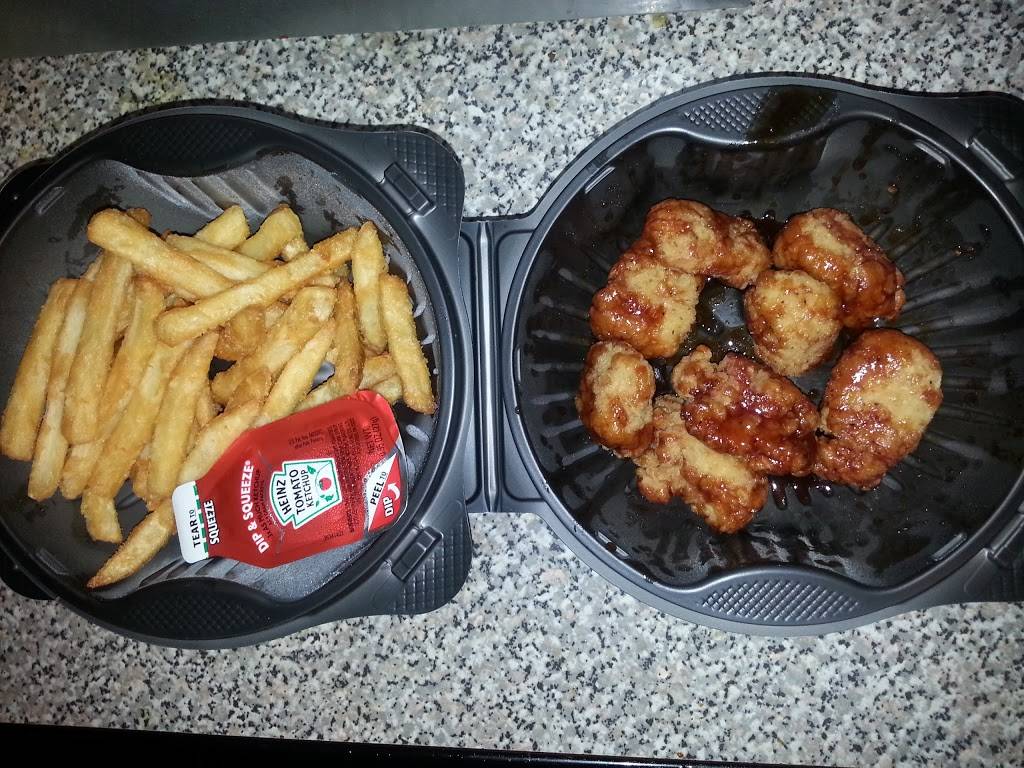 Pizza Hut | restaurant | 130 N Winter Park Dr, Casselberry, FL 32707, USA | 4076956600 OR +1 407-695-6600