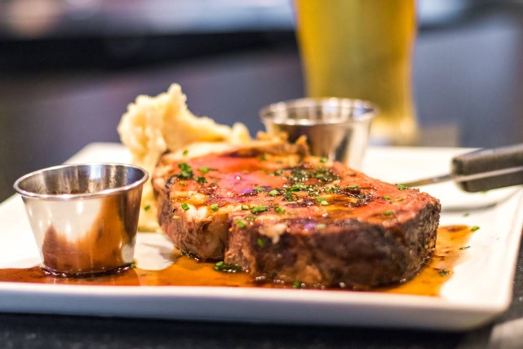 Urban American Kitchen | restaurant | 14008 Memorial Dr F, Houston, TX 77079, USA | 2815317550 OR +1 281-531-7550