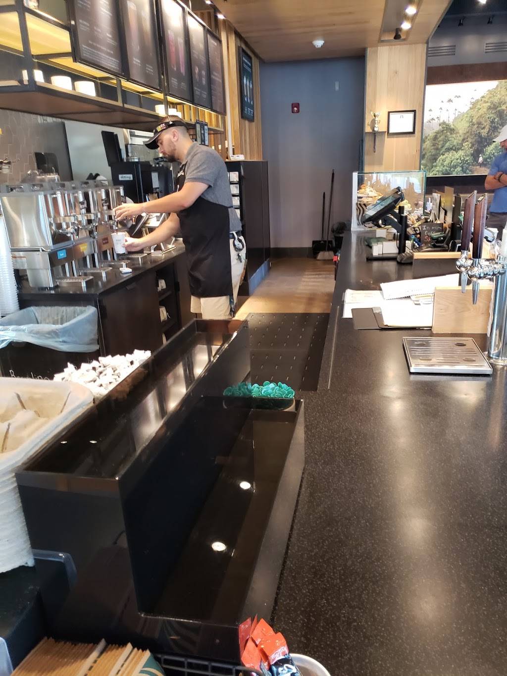 Starbucks | cafe | 1601 Egypt Rd, Phoenixville, PA 19460, USA | 2674737324 OR +1 267-473-7324