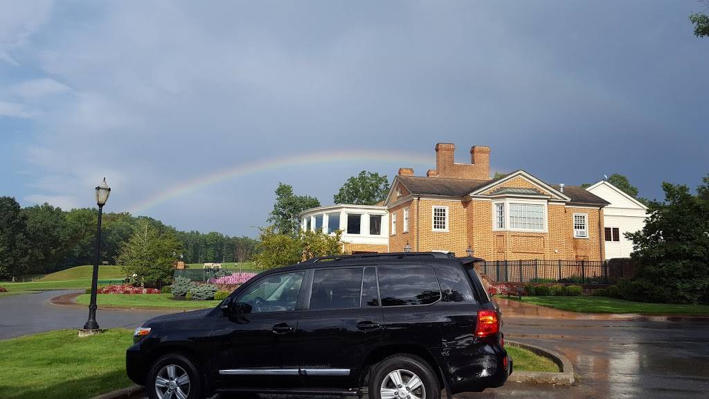 Bunkers | Sports Bar & Restaurant | restaurant | 255 Resort Dr, Daniels, WV 25832, USA | 3047630817 OR +1 304-763-0817