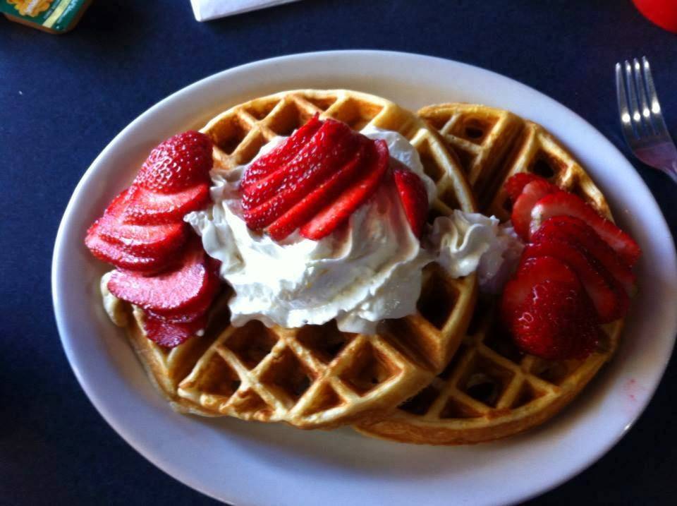 Ten Friends Diner | restaurant | 1412 Wyandotte St E, Windsor, ON N9A 3K9, Canada | 5192543000 OR +1 519-254-3000