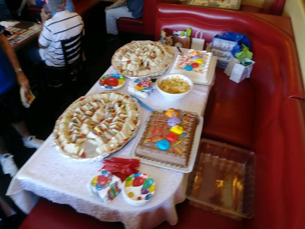 Bobbies Cafe | cafe | 15472 N 99th Ave ste 5, Sun City, AZ 85351, USA | 6239727338 OR +1 623-972-7338