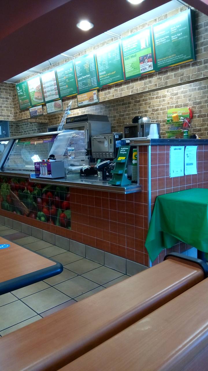 Subway | restaurant | 9163 W Union Hills Dr #106, Peoria, AZ 85382, USA | 6238757887 OR +1 623-875-7887