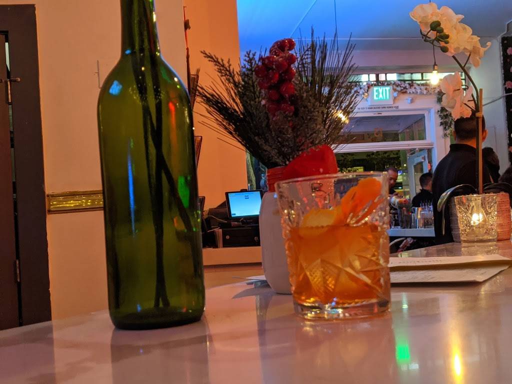 Social Lady | restaurant | 73 E San Fernando St, San Jose, CA 95113, USA | 4083202505 OR +1 408-320-2505