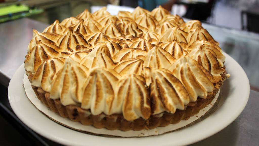 Le Cafe De Paris | cafe | 5170 Dr Phillips Blvd, Orlando, FL 32819, USA | 4072932326 OR +1 407-293-2326