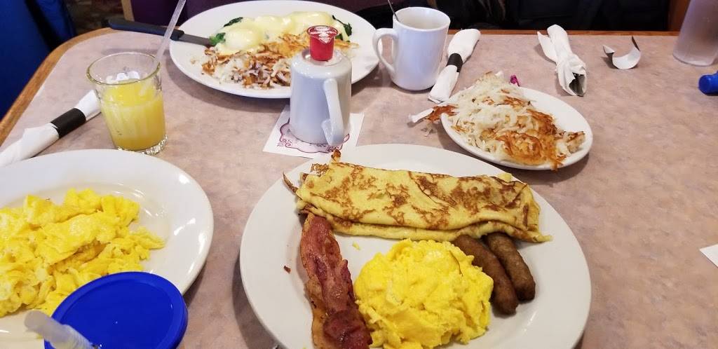 Bentleys Pancake House | restaurant | 142 E Lake St B, Bloomingdale, IL 60108, USA | 6302959888 OR +1 630-295-9888