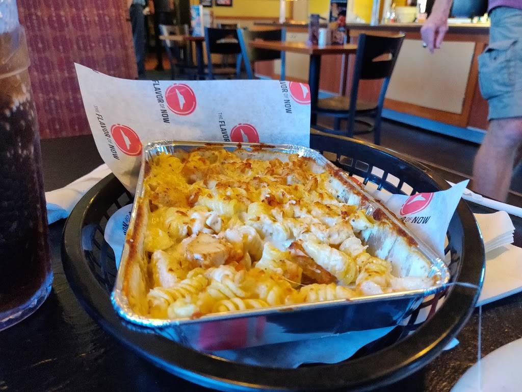 Pizza Hut | meal takeaway | 29483 Plymouth Rd, Livonia, MI 48150, USA | 7347448070 OR +1 734-744-8070