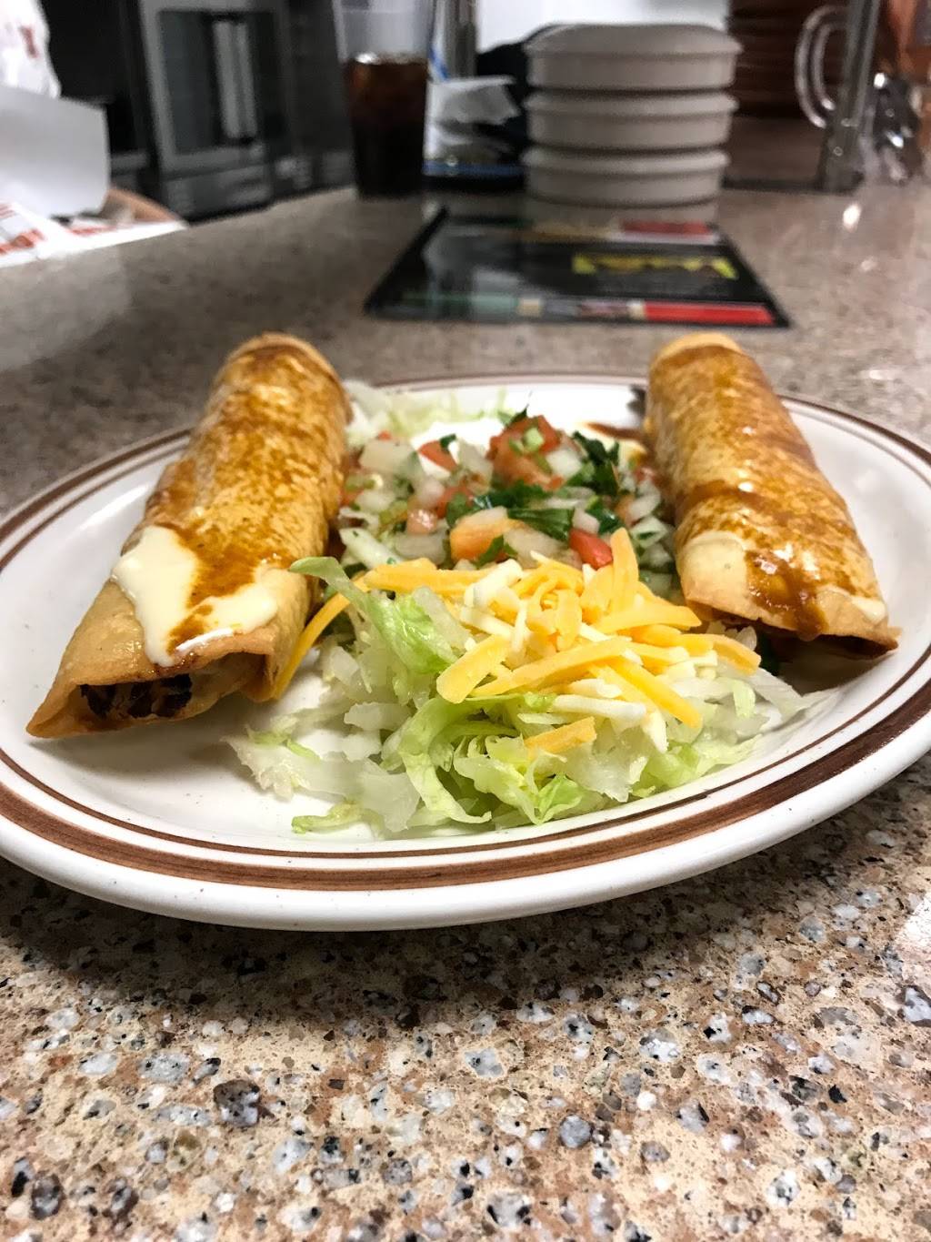 El Papas Mexican Bistro | restaurant | 400 Howe Ave, Cuyahoga Falls, OH 44221, USA | 2345710036 OR +1 234-571-0036