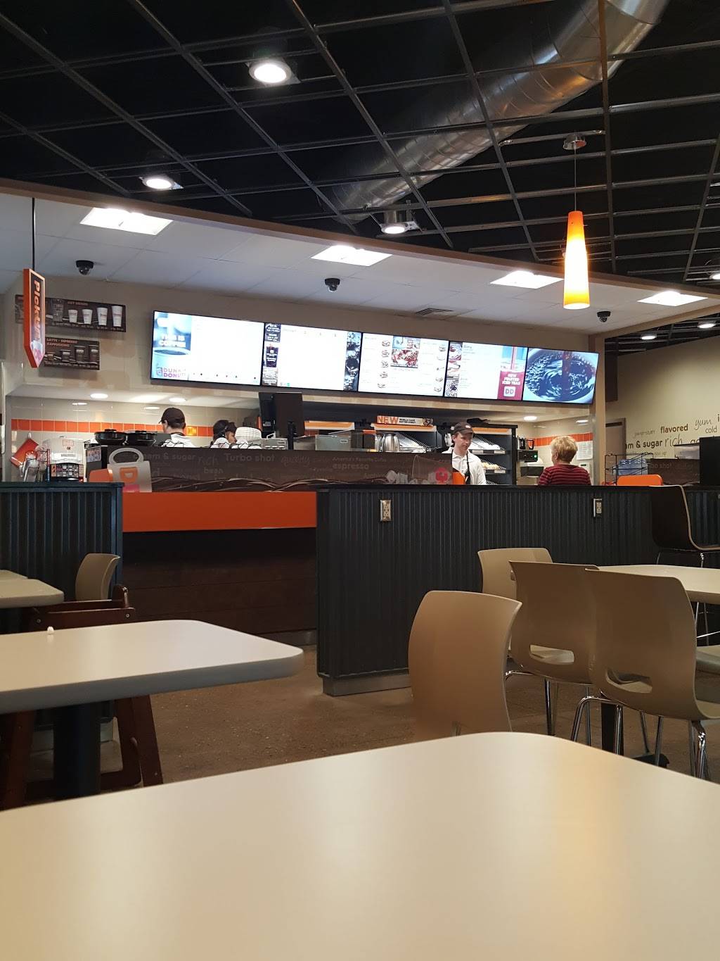 Dunkin | bakery | 145 McMurray Rd, Upper St Clair, PA 15241, USA | 4128353458 OR +1 412-835-3458