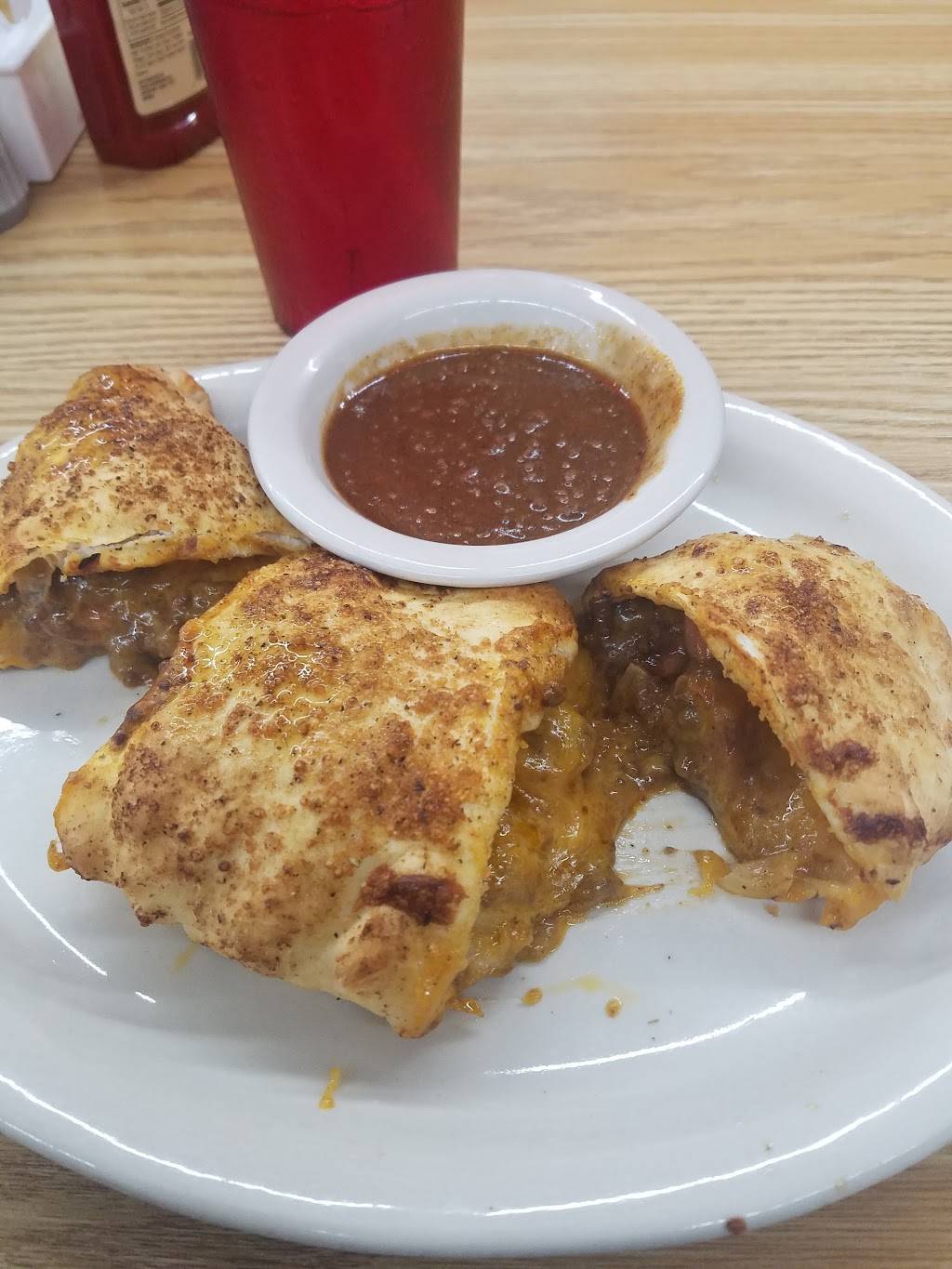 Joe Luigis Pizza | restaurant | 227 W Main St, Owensville, OH 45160, USA | 5137322940 OR +1 513-732-2940