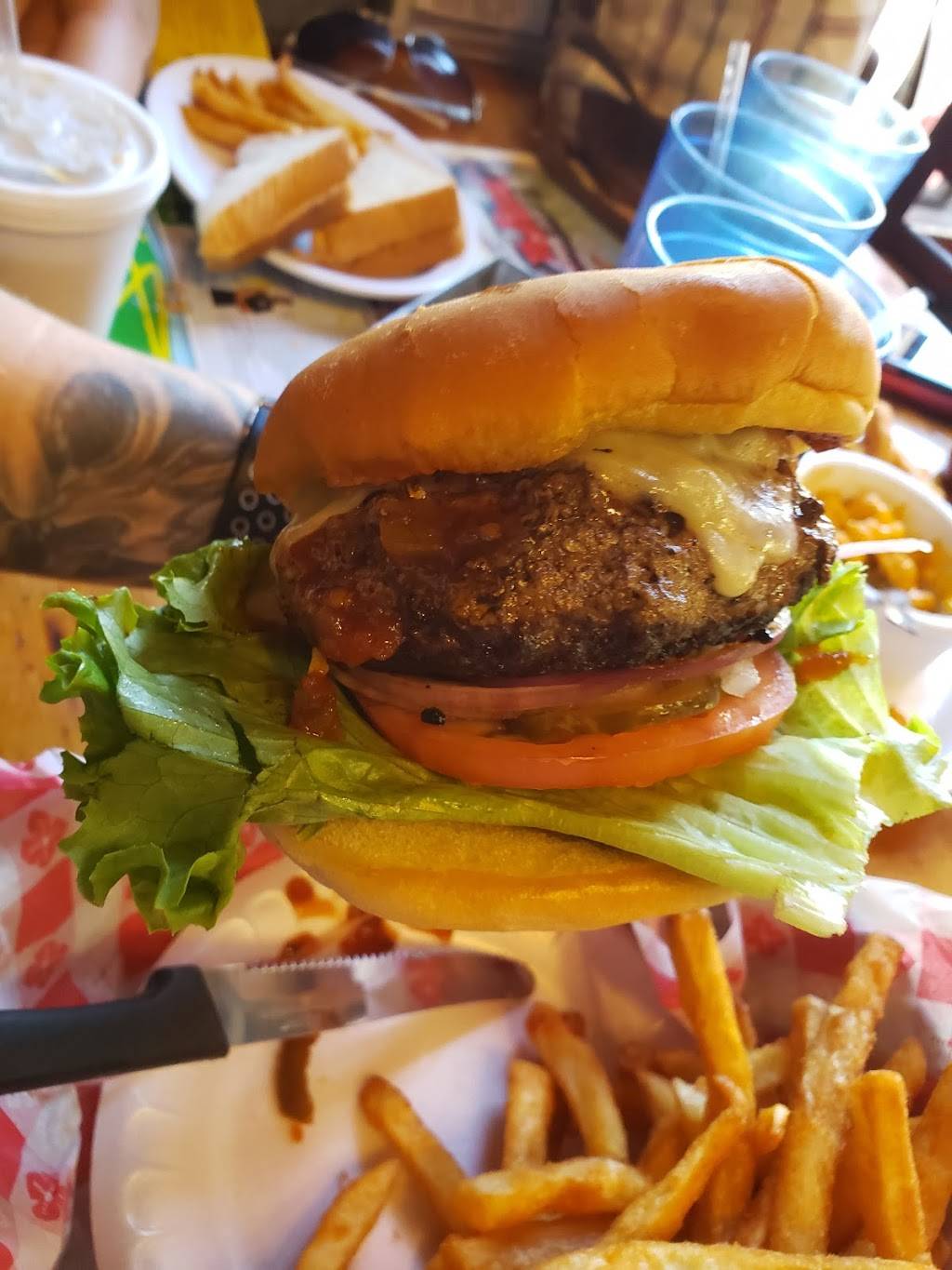 Burger Buckets | restaurant | 3 Cordova St, St. Augustine, FL 32084, USA | 9043425295 OR +1 904-342-5295