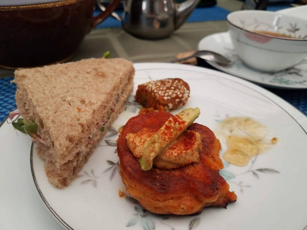 Green Door Cafe | restaurant | 7644 Girard Ave, La Jolla, CA 92037, USA | 8582918886 OR +1 858-291-8886