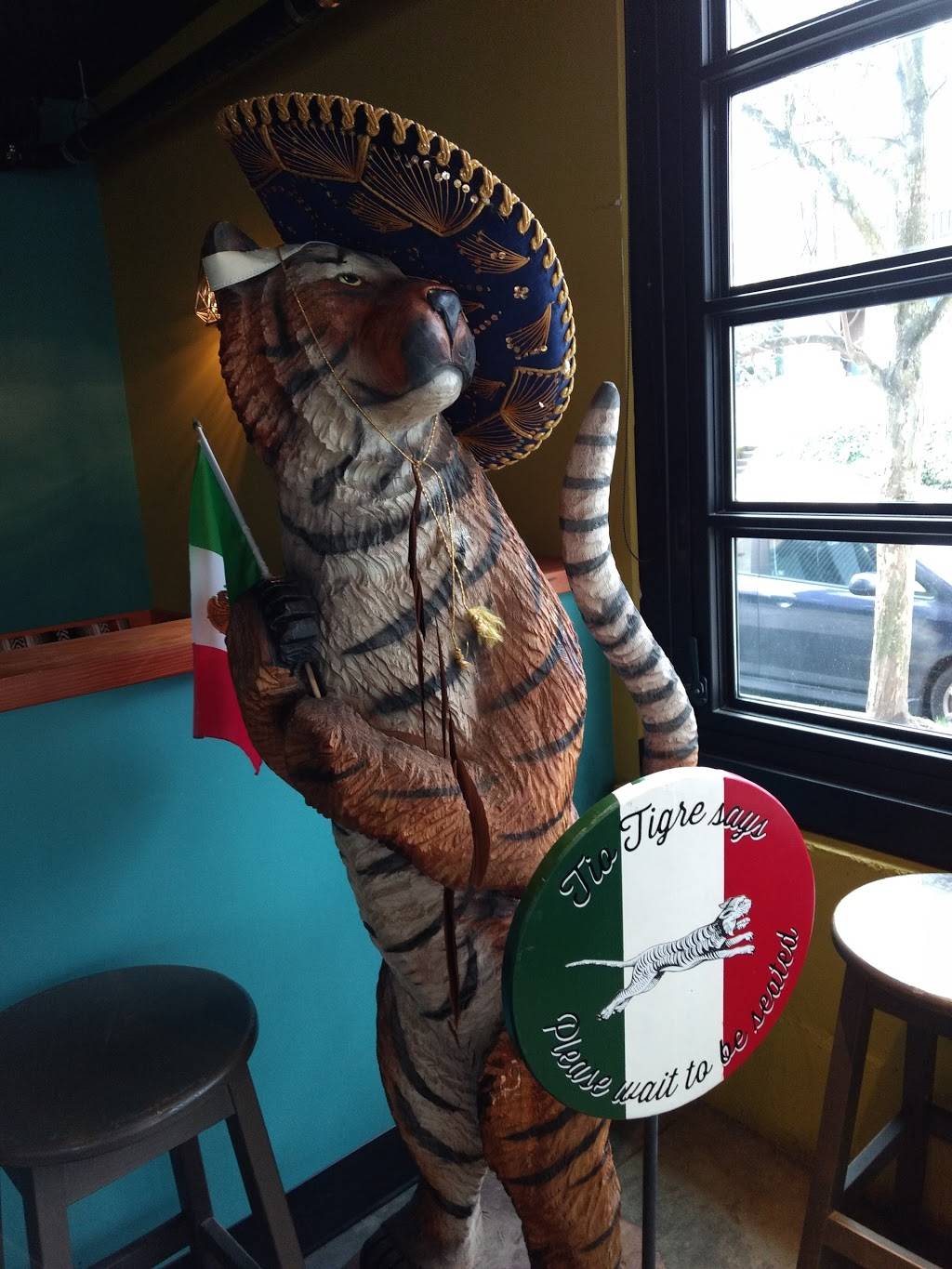 Rocios Mexican Restaurant | restaurant | 2850 SE Gladstone St, Portland, OR 97202, USA | 9712668860 OR +1 971-266-8860