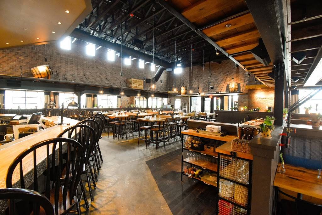 Whiskey Cake Kitchen & Bar | restaurant | 12575 Southwest Fwy, Stafford, TX 77477, USA | 2817298333 OR +1 281-729-8333