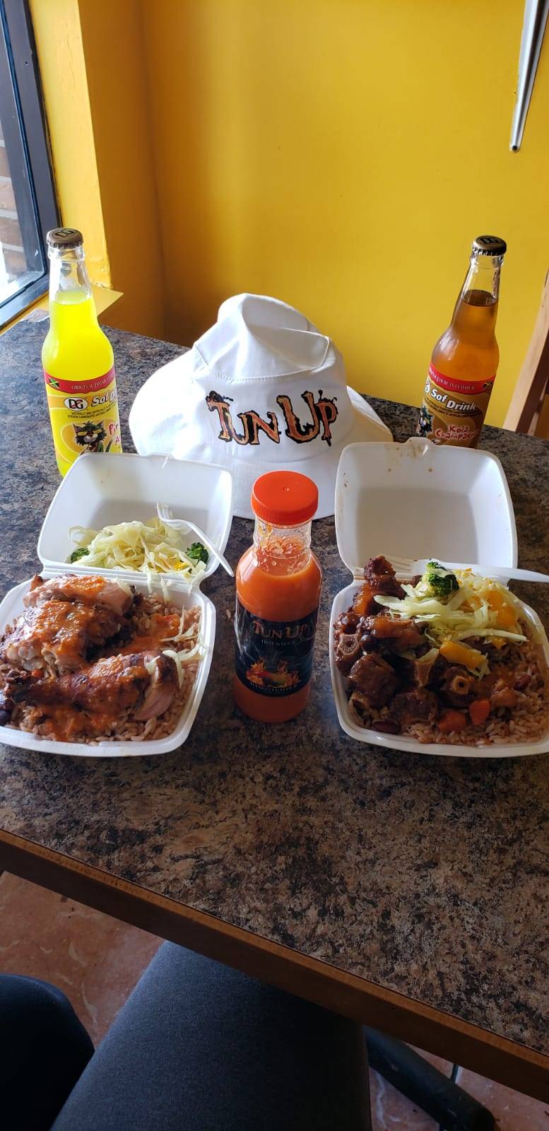 Delight Food Caribbean Takeout Restaurant | restaurant | 4712 Jane St, North York, ON M3N 2L2, Canada | 4167391762 OR +1 416-739-1762