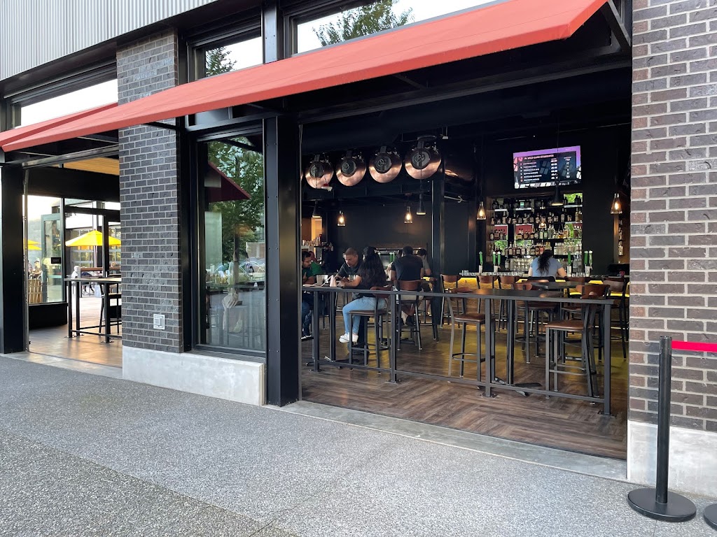 Bellevue Brewing Company - Spring District Brewpub | restaurant | 12190 NE District Wy, Bellevue, WA 98005, USA | 4254978686 OR +1 425-497-8686