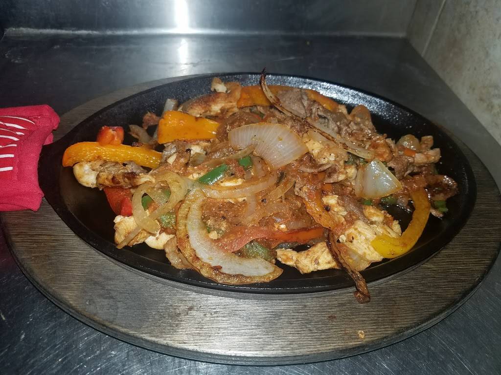 Mexican Restaurant La Reina de Mexico | restaurant | 9818 US-19, Port Richey, FL 34668, USA | 7273125200 OR +1 727-312-5200