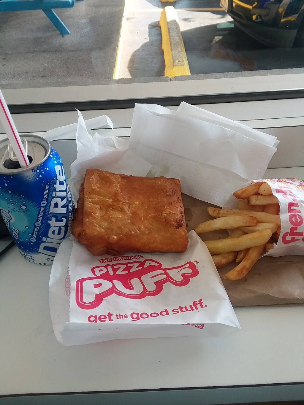 Dillingers Drive-In Inc | restaurant | 1414 W 127th St, Calumet Park, IL 60827, USA | 7083886900 OR +1 708-388-6900