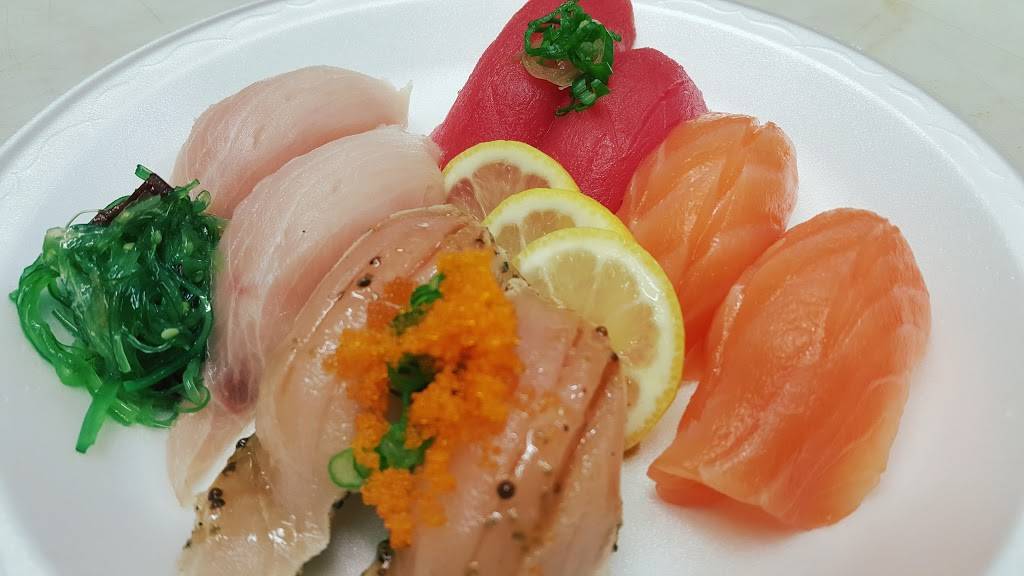 Toms Sushi House | restaurant | 2517, 12227 Santa Monica Blvd, Los Angeles, CA 90025, USA | 3108260250 OR +1 310-826-0250