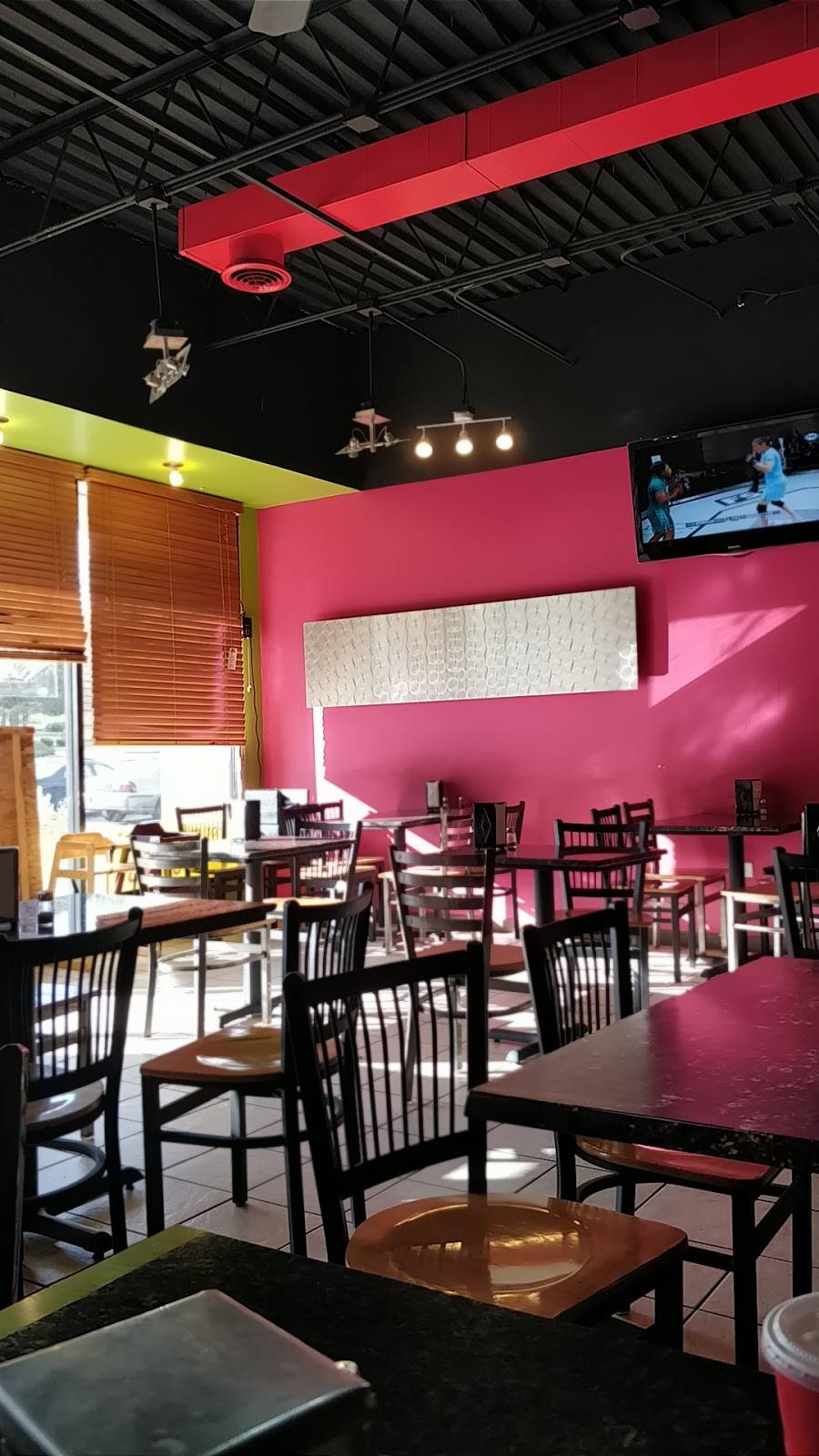 Hot Dog Express | restaurant | 937 S Roselle Rd, Schaumburg, IL 60193, USA | 8478430388 OR +1 847-843-0388