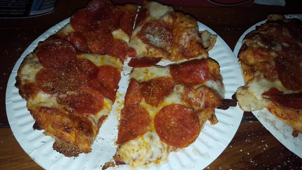 Me-n-Eds Pizza Parlor | restaurant | 4115 Paramount Blvd, Lakewood, CA 90712, USA | 5624218908 OR +1 562-421-8908