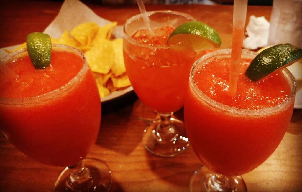 El Cerro Grande | restaurant | 2696 Beaver Run Blvd A, Surfside Beach, SC 29575, USA | 8436508835 OR +1 843-650-8835