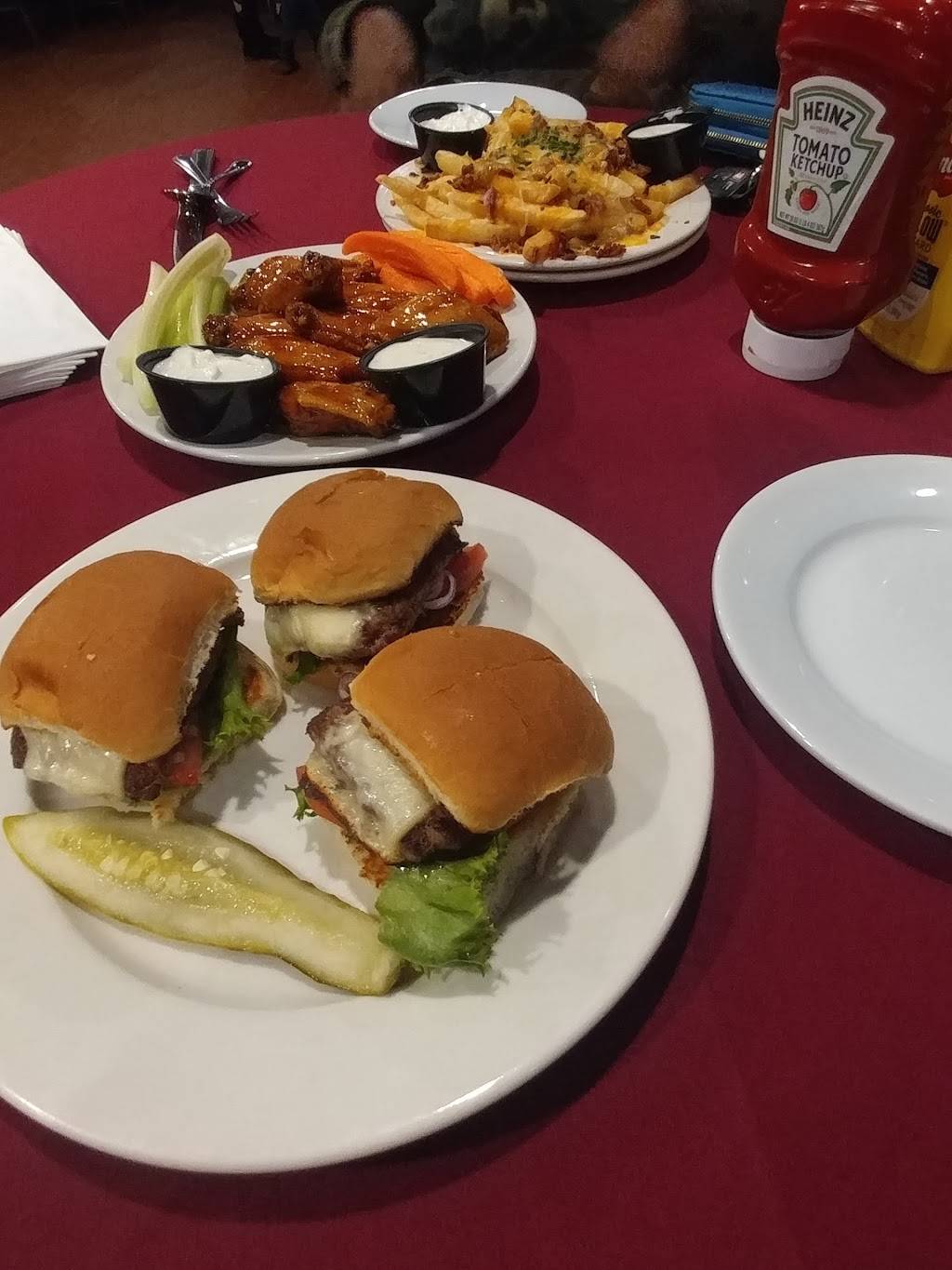 Silver City Sports Bar & Grill | restaurant | 275 Research Pkwy, Meriden, CT 06450, USA | 2036087157 OR +1 203-608-7157