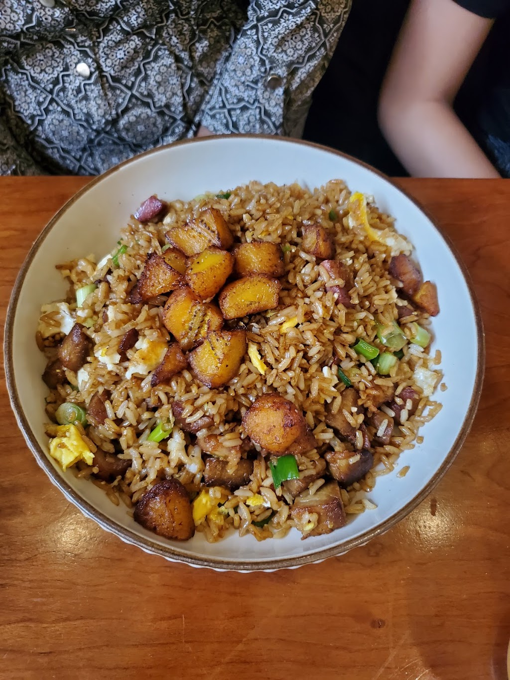 Warique | restaurant | 90-04 37th Ave, Queens, NY 11372, USA | 7184409949 OR +1 718-440-9949