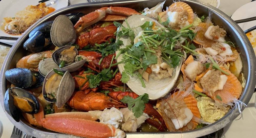 Shu Tin Xia | restaurant | 2428 S Wallace St, Chicago, IL 60616, USA | 3128882170 OR +1 312-888-2170