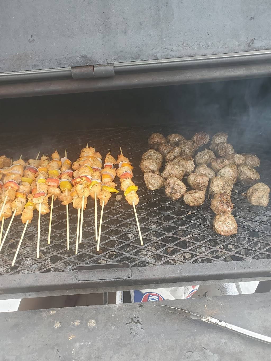 Mama Lucys | restaurant | 711 Huntington St, Utica, NY 13502, USA | 3157658004 OR +1 315-765-8004