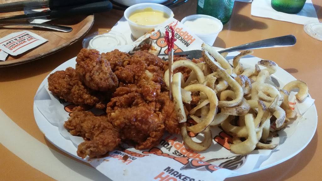 Hooters | meal takeaway | 4411 Cleveland Ave, Fort Myers, FL 33901, USA | 2392754666 OR +1 239-275-4666