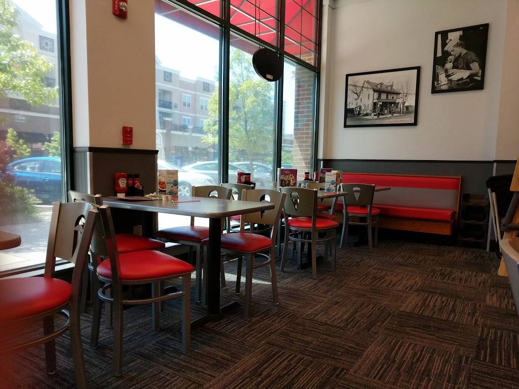 Friendlys | restaurant | 9103 Town Center Blvd, Voorhees Township, NJ 08043, USA | 8562297592 OR +1 856-229-7592