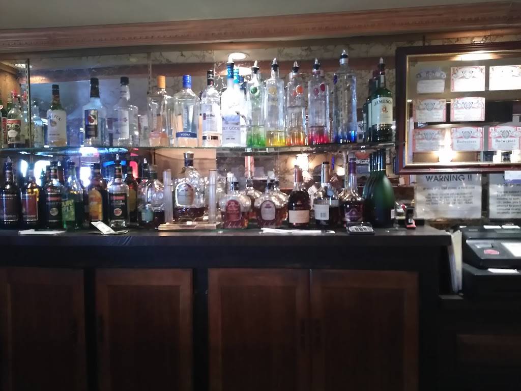 Vinnys Bar & Grill | restaurant | 2229 Dryden Rd, Moraine, OH 45439, USA | 9372992520 OR +1 937-299-2520