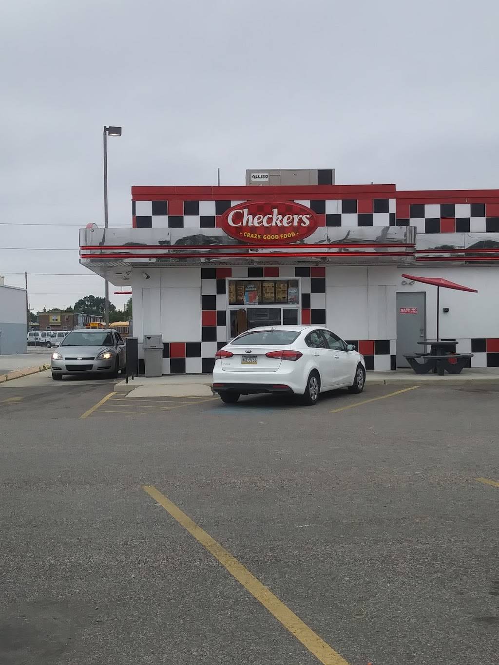 Checkers | restaurant | 1428 Chester Pike, Sharon Hill, PA 19079, USA | 6105832390 OR +1 610-583-2390