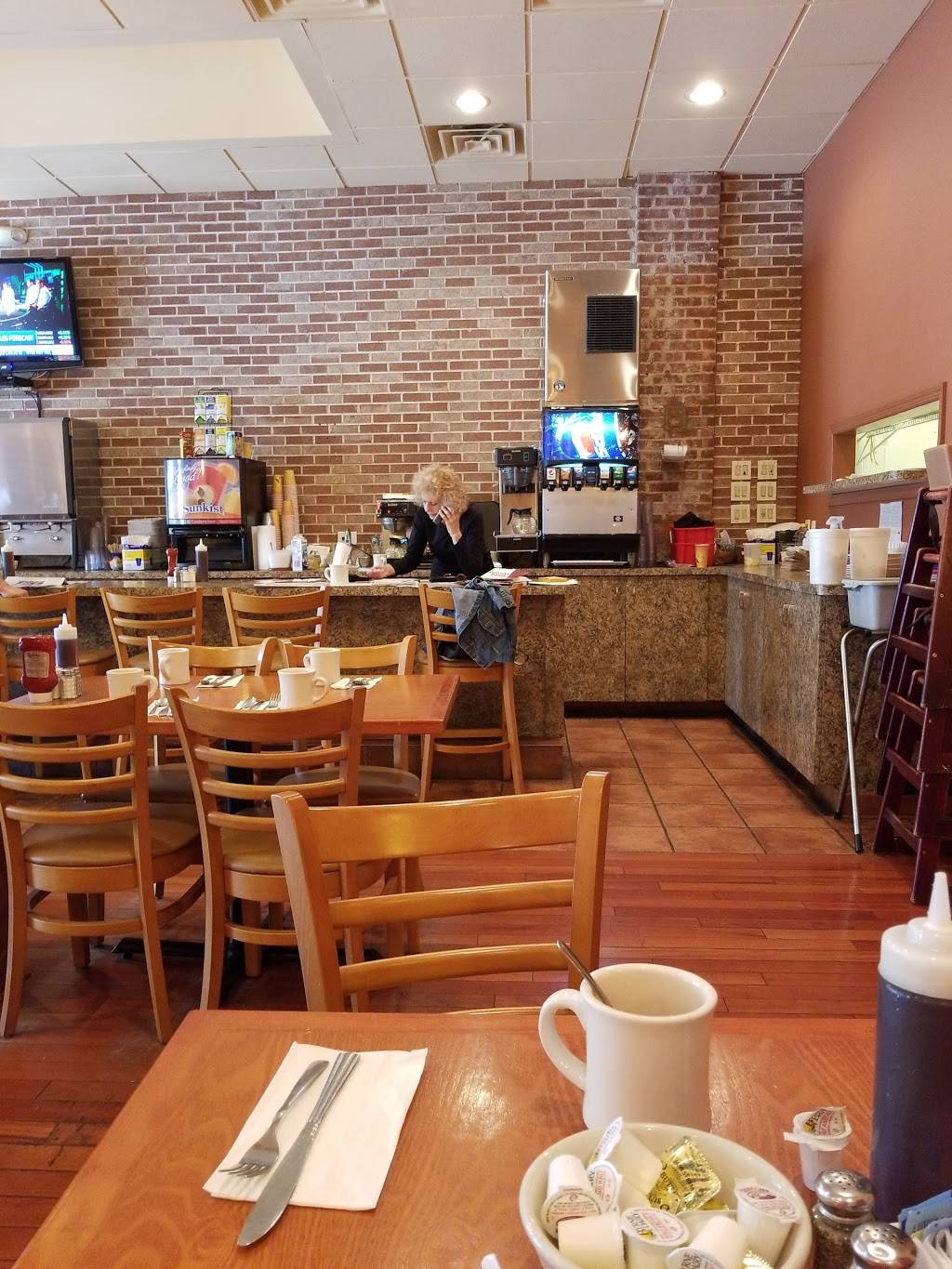 Pancake Palace | restaurant | 1701, 547 Franklin Avenue # 1, Nutley, NJ 07110, USA | 9733202201 OR +1 973-320-2201