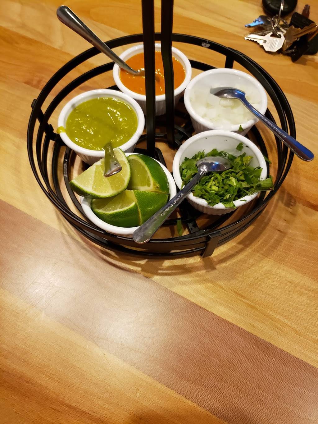 El Tiz Tizoncito Kessler Park | restaurant | 2222 Fort Worth Ave Suite 160, Dallas, TX 75211, USA | 2149484858 OR +1 214-948-4858