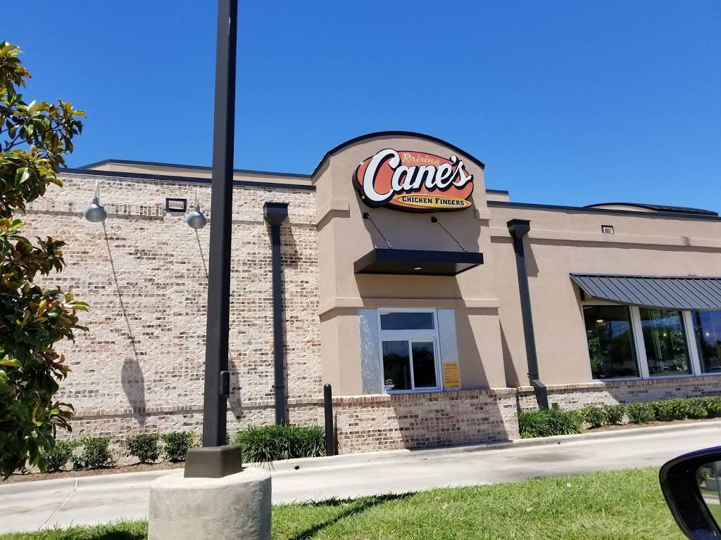 Raising Canes Chicken Fingers | meal takeaway | 6015 Hwy 6 N, Houston, TX 77084, USA | 2813451605 OR +1 281-345-1605