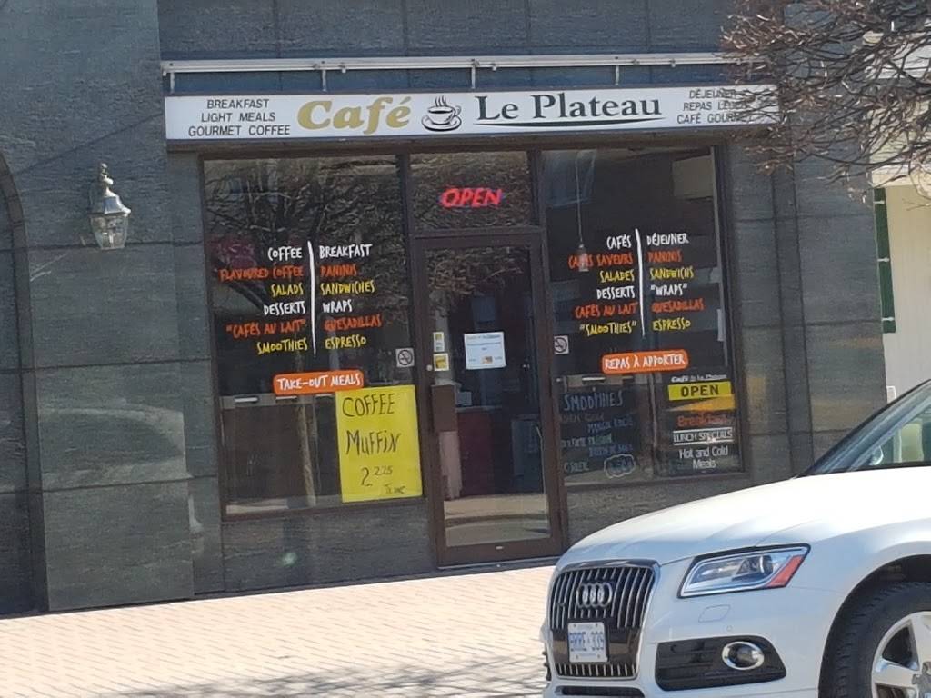 Café Le Plateau | restaurant | 134 Main St E, Hawkesbury, ON K6A 1A3, Canada | 6136325920 OR +1 613-632-5920