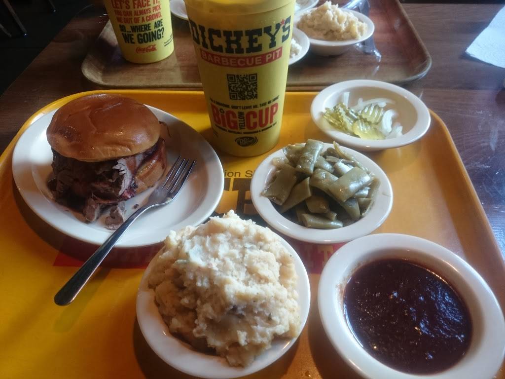 Dickeys Barbecue Pit | restaurant | 5330 N MacArthur Blvd Ste 168, Irving, TX 75038, USA | 9725801917 OR +1 972-580-1917