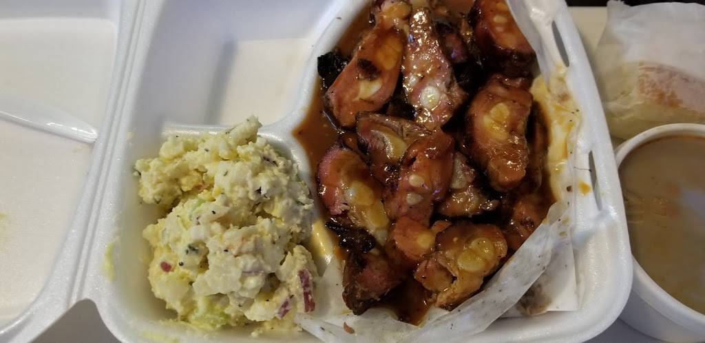 Bowlegged B.B.Q | restaurant | 4255 Market St, San Diego, CA 92102, USA | 6193017105 OR +1 619-301-7105